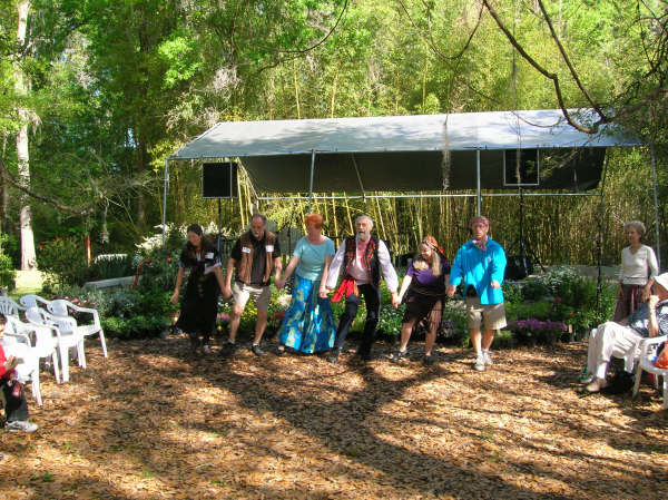 International Folk Dancing at Kanapaha